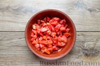 Фото приготовления рецепта: Яичница-болтунья с помидорами, сыром и сметаной (в духовке) - шаг №2
