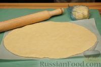Фото приготовления рецепта: Песочный пирог с мясным фаршем и картошкой - шаг №12