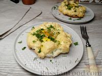 Фото приготовления рецепта: Гренки с яйцами Орсини и сыром (в духовке) - шаг №15
