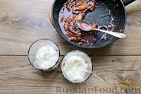 Фото приготовления рецепта: Творожный десерт с карамелизированными сливами - шаг №7