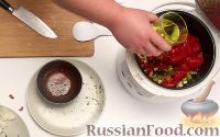 Фото приготовления рецепта: Суп "Мясная солянка" в мультиварке - шаг №6