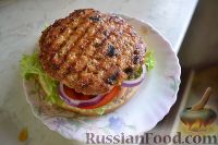 Фото приготовления рецепта: Гамбургер с куриной котлетой - шаг №10