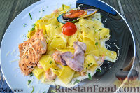 Фото приготовления рецепта: Филе хека в томатном соусе с маринованными грибами и стручковой фасолью - шаг №15