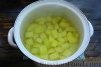 Фото приготовления рецепта: Картофель с галушками и луком - шаг №10