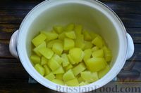 Фото приготовления рецепта: Картофель с галушками и луком - шаг №15