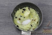 Фото приготовления рецепта: Пшённая каша с черносливом и изюмом (без молока) - шаг №6