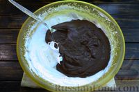 Фото приготовления рецепта: Домашнее шоколадное мороженое (без сливок и молока) - шаг №14