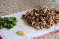 Фото приготовления рецепта: Тосты с баклажанами и шампиньонами - шаг №3