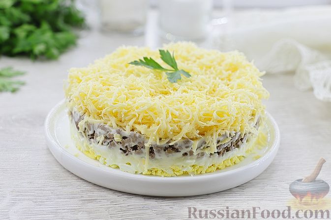 Салат Обжорка с печенью и солеными огурцами - 6 рецептов с пошаговыми фото
