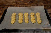 Фото приготовления рецепта: Бездрожжевые творожные булочки с сыром - шаг №8