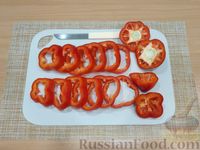 Фото приготовления рецепта: Жареные кольца болгарского перца с начинкой из куриного филе и шампиньонов - шаг №2