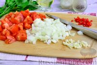 Фото приготовления рецепта: Баклажаны, тушенные с фасолью и помидорами - шаг №3