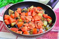 Фото приготовления рецепта: Баклажаны, тушенные с фасолью и помидорами - шаг №6