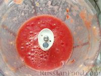 Фото приготовления рецепта: Рулетики из лаваша с фаршем и сыром, запечённые с овощным соусом - шаг №6