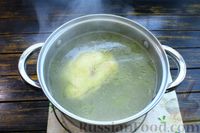 Фото приготовления рецепта: Суп с консервированной фасолью, курицей и овощами - шаг №3