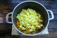 Фото приготовления рецепта: Суп из куриной тушёнки - шаг №4