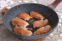 Фото приготовления рецепта: Салат с курицей, макаронами и помидорами - шаг №6