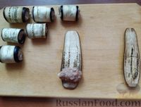 Фото приготовления рецепта: Запечённые рулетики из баклажанов с фаршем - шаг №9