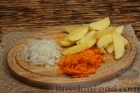 Фото приготовления рецепта: Тушёная картошка с фаршем - шаг №2