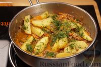 Фото приготовления рецепта: Тушёная картошка с фаршем - шаг №9