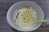 Фото приготовления рецепта: Творожная запеканка с грушами - шаг №7