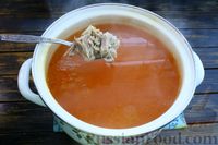 Фото приготовления рецепта: Суп со свиными рёбрышками, вермишелью и овощами - шаг №17