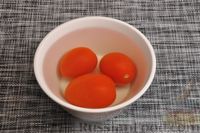 Фото приготовления рецепта: Макароны с фаршем и грибами в томатном соусе - шаг №8