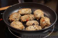 Фото приготовления рецепта: Баклажановые зразы с запечённым перцем и чили - шаг №14