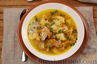 Фото приготовления рецепта: Куриный суп с сырными клёцками и зелёным горошком - шаг №22