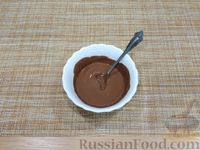 Фото приготовления рецепта: Виноград в шоколаде с кокосовой стружкой - шаг №4