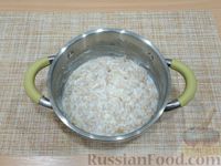 Фото приготовления рецепта: Молочная овсяная каша с ананасом и кокосовой стружкой - шаг №7