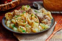 Фото к рецепту: Штрудли (нудли) со свиными рёбрышками, квашеной капустой и картофелем