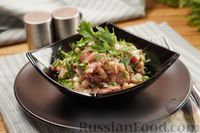 Фото приготовления рецепта: Салат с тунцом, консервированной фасолью, луком и зеленью - шаг №9