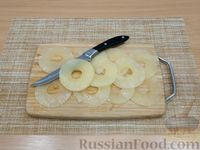 Фото приготовления рецепта: Банановые оладьи с ананасовым припёком (без яиц) - шаг №8