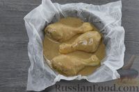 Фото приготовления рецепта: Куриные ножки, запечённые в пряном кефирном маринаде - шаг №10
