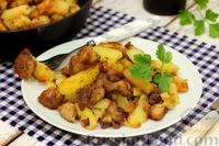 Фото к рецепту: Жареная картошка с мясом и морковью