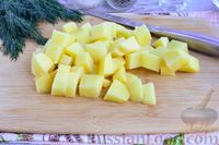 Фото приготовления рецепта: Овощной суп с баклажанами, помидорами и сметаной - шаг №2