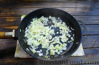 Фото приготовления рецепта: Плацинды с квашеной капустой - шаг №7