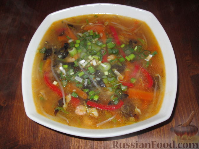 Рецепт Китайский рыбный суп с овощами и грибами муэр