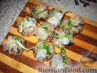 Фото приготовления рецепта: Узелки из рисовой бумаги с грибами - шаг №5