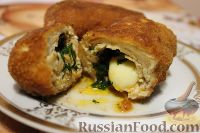 Фото к рецепту: Котлеты по-киевски с сыром и маслом