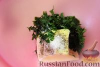 Фото приготовления рецепта: Котлеты по-киевски с сыром и маслом - шаг №3