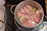 Фото приготовления рецепта: Рагу с курицей, картофелем, сладким перцем и помидором - шаг №5