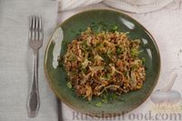 Фото приготовления рецепта: Салат с жареной курицей, баклажанами и морковью - шаг №9