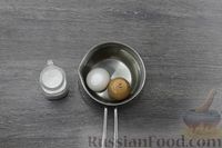 Фото приготовления рецепта: Рулетики из лаваша с колбасой, сыром и яйцами (в духовке) - шаг №2