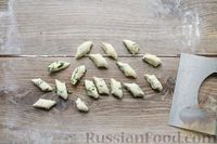 Фото приготовления рецепта: Ленивые вареники с творогом, манной крупой и зеленью - шаг №9
