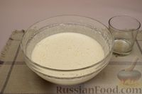 Фото приготовления рецепта: Тыквенный кекс с орехами и апельсиново-сметанным кремом - шаг №6