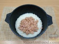 Фото приготовления рецепта: Рис с консервированным тунцом - шаг №9