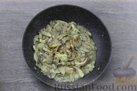 Фото приготовления рецепта: Суп с вёшенками, фрикадельками и пекинской капустой - шаг №7