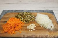 Фото приготовления рецепта: Рассольник с курицей, капустой и рисом - шаг №4